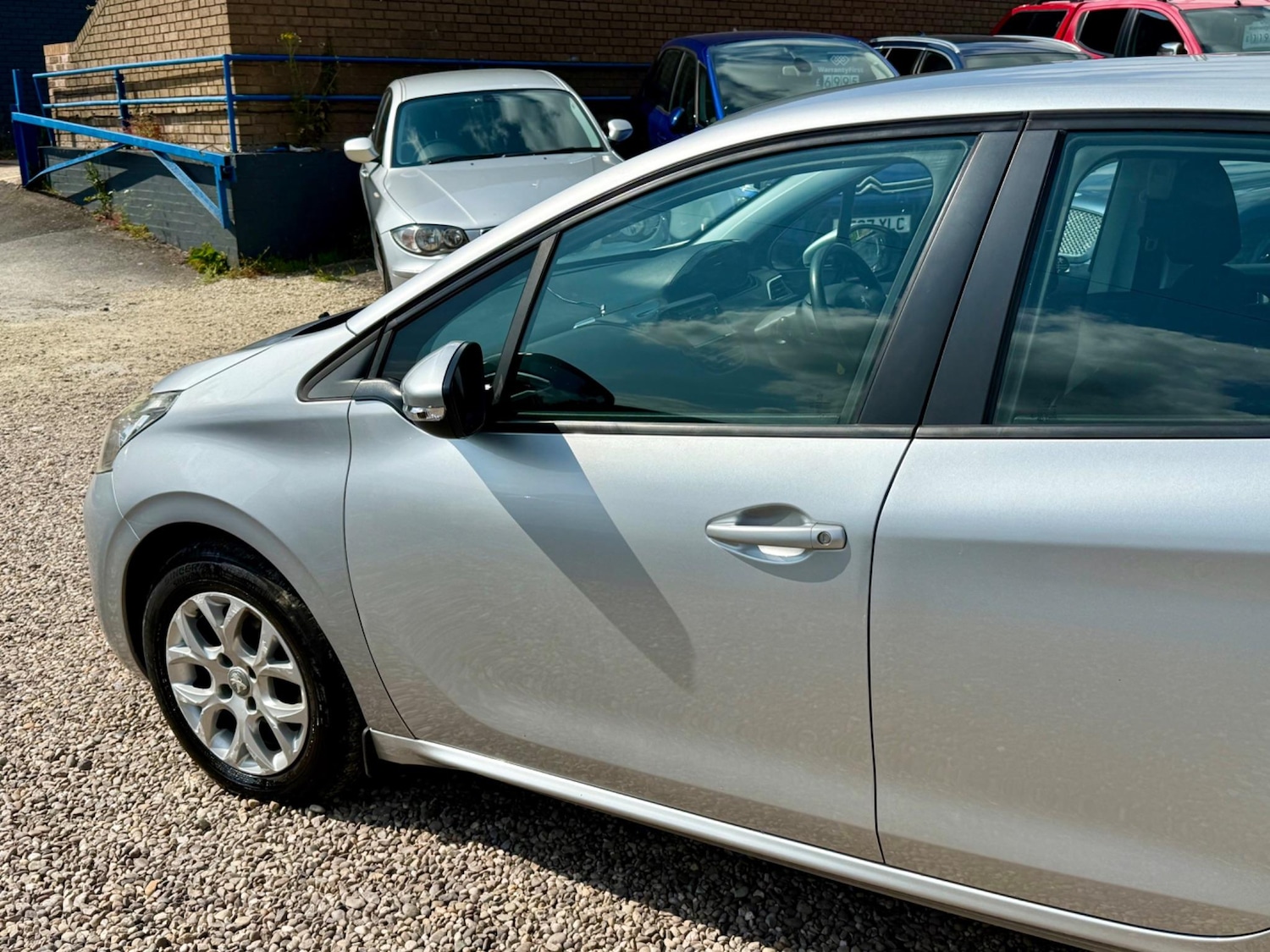 Used Peugeot 208 2013 for sale - 76646037: Photo 7