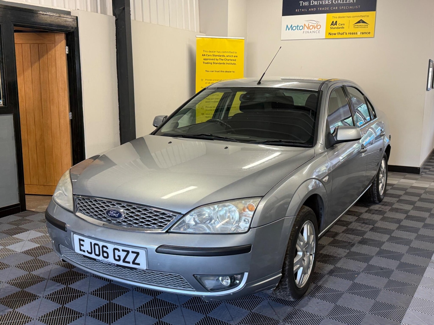 Used Ford Mondeo 2006 for sale - 76251186: Photo 2