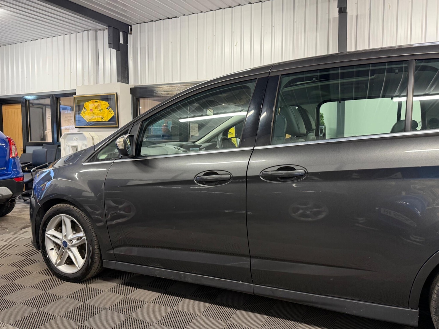 Used Ford Grand C-Max 2015 for sale - 78058635: Photo 9