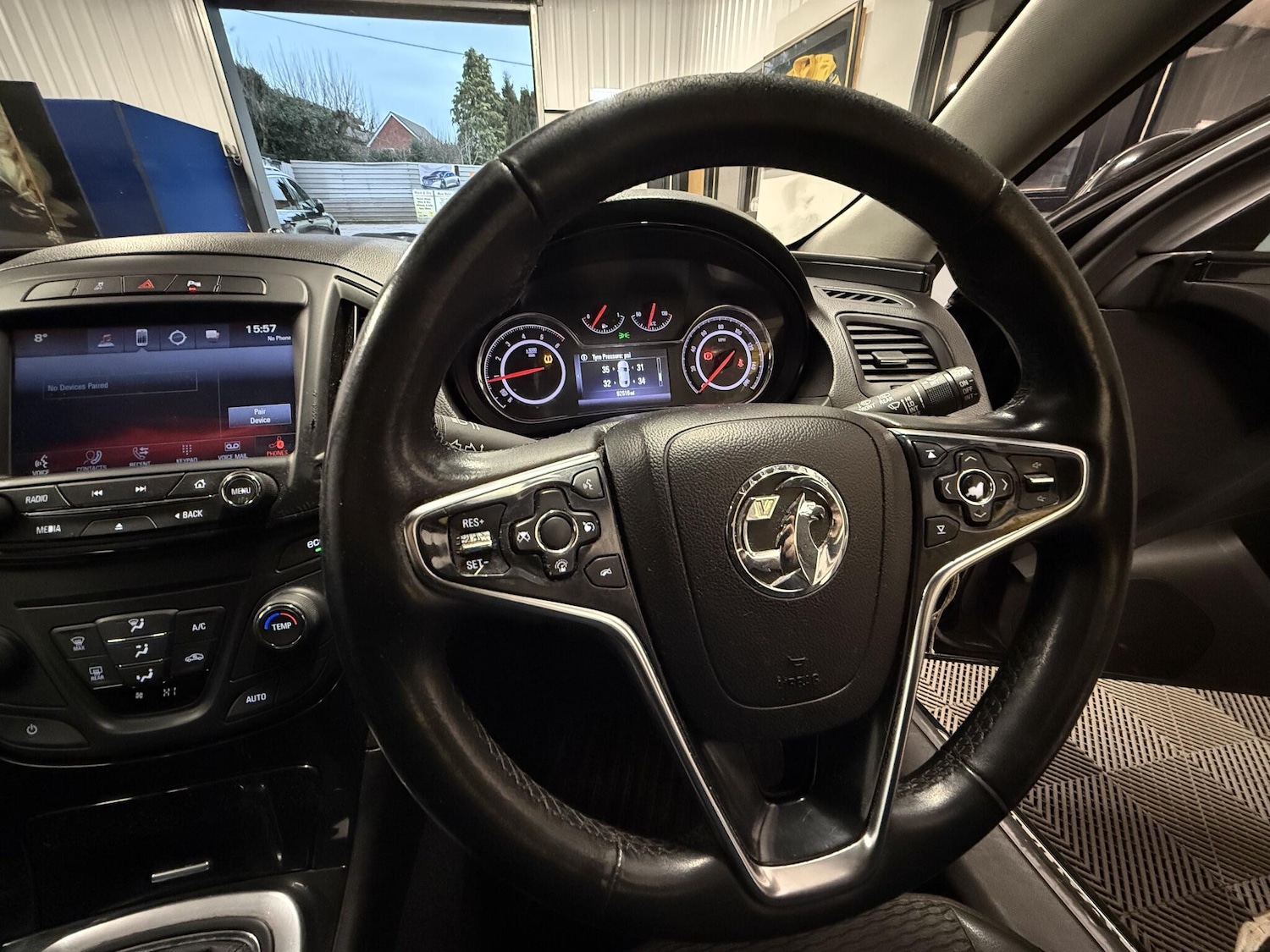 Used Vauxhall Insignia 2017 for sale - 77376298: Photo 10