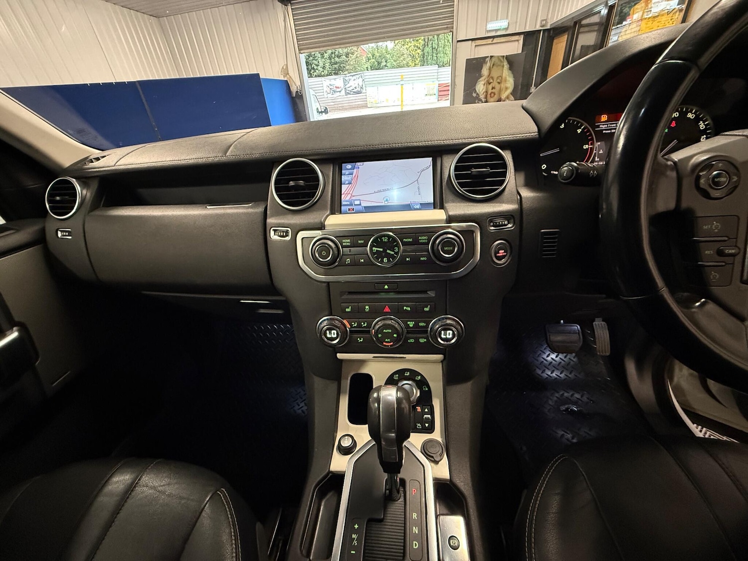 Used Land Rover Discovery 4 2011 for sale - 76152690: Photo 8