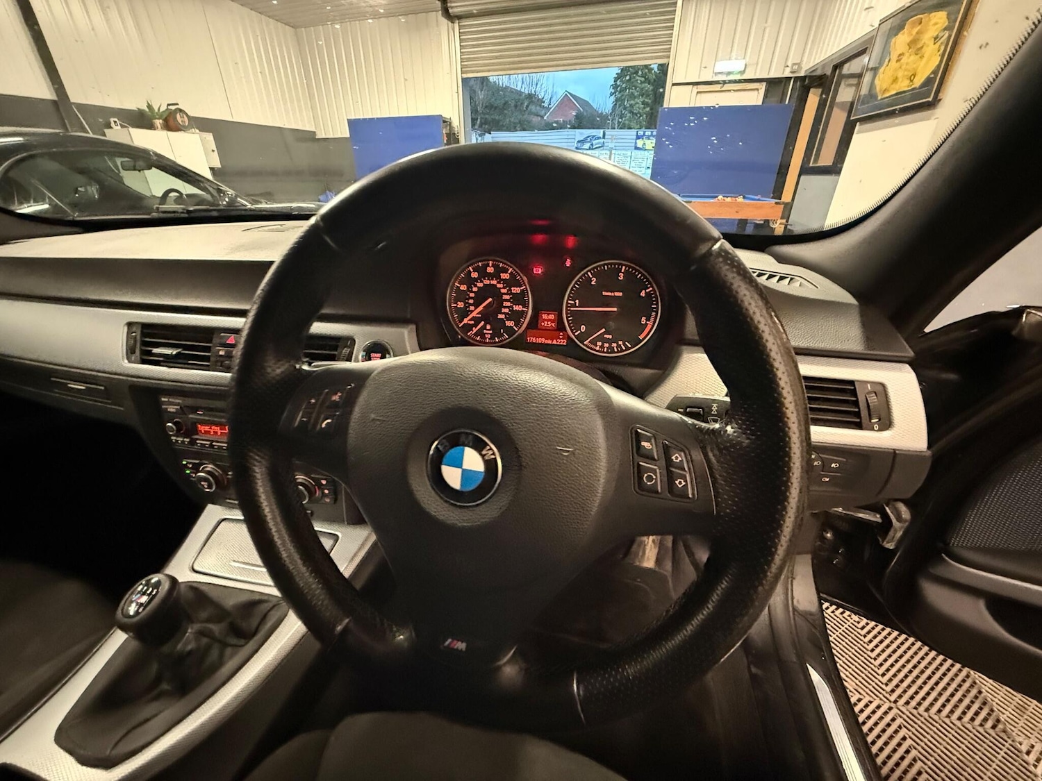 Used BMW 3 Series 2011 for sale - 77306278: Photo 12