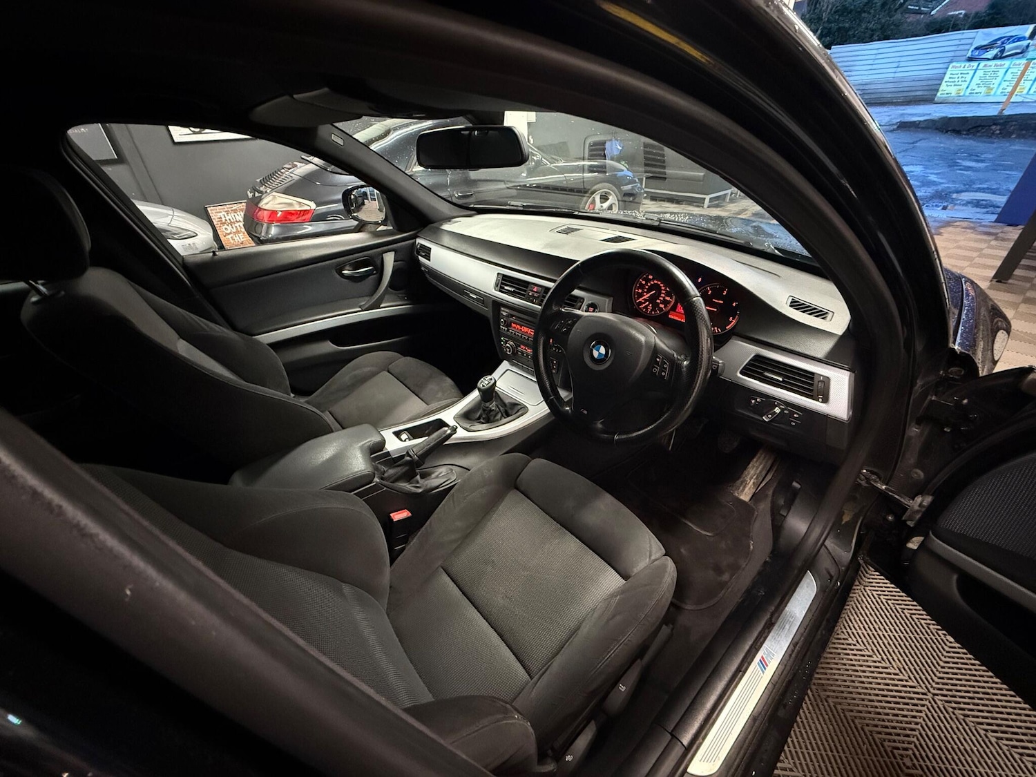 Used BMW 3 Series 2011 for sale - 77306278: Photo 6