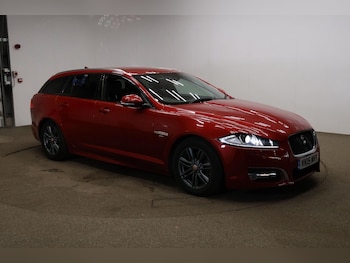 Used Jaguar XF 2015 for sale - 77267129: Photo