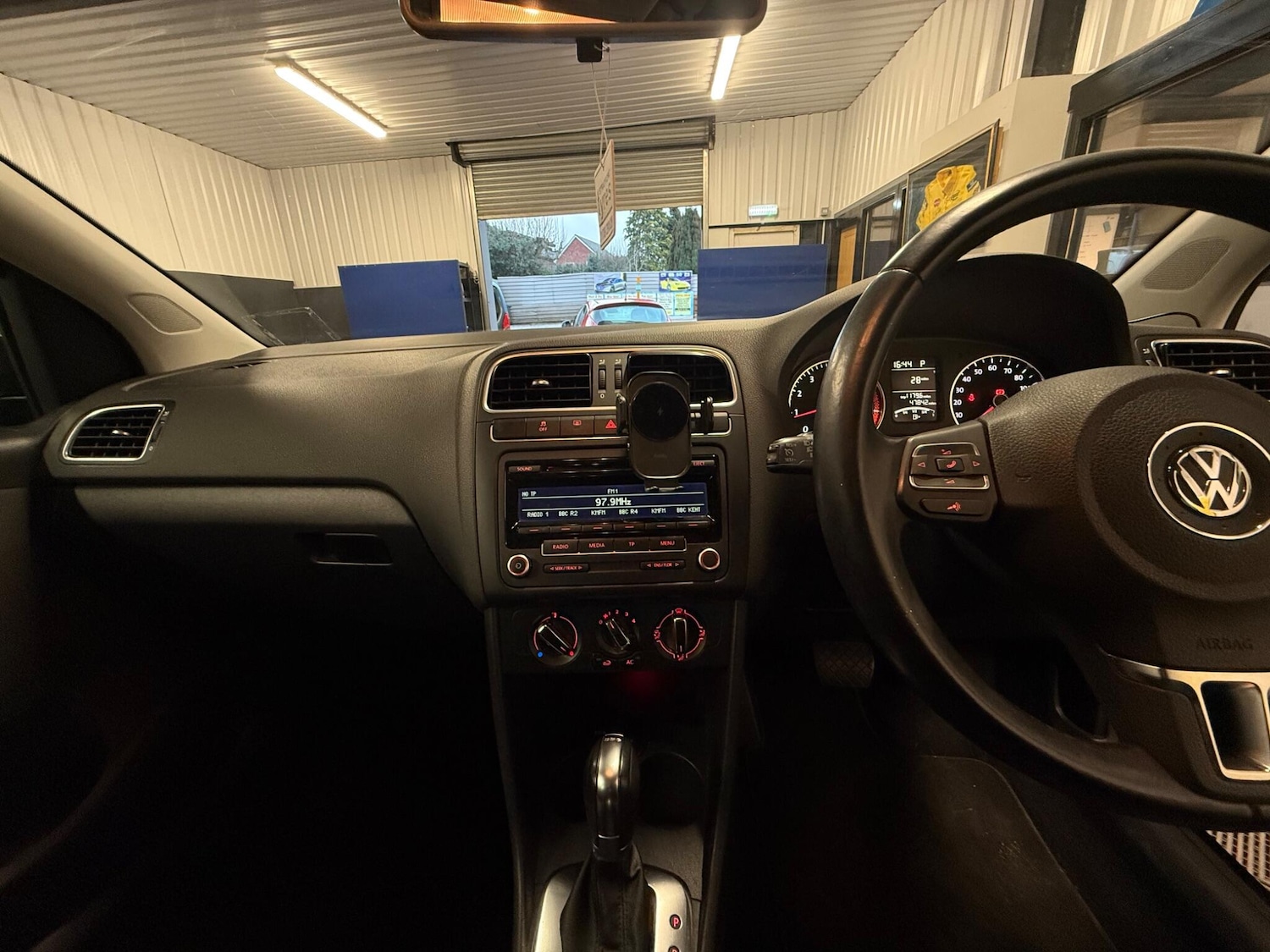 Used Volkswagen Polo 2013 for sale - 77377534: Photo 21