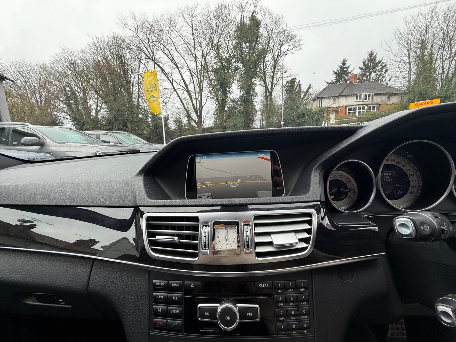 Used Mercedes-Benz E Class 2013 for sale - 78020161: Photo 25