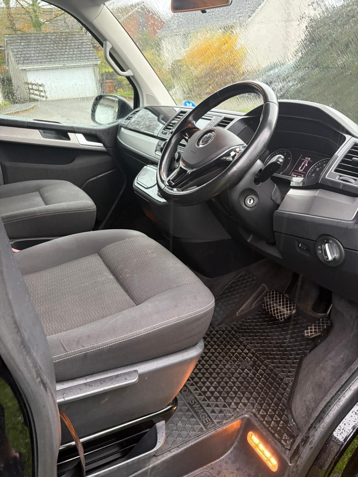 Used Volkswagen Caravelle 2016 for sale - 76832667: Photo 2