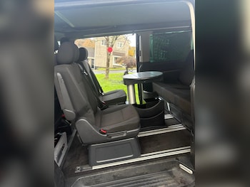 Used Volkswagen Caravelle 2016 for sale - 76832667: Photo