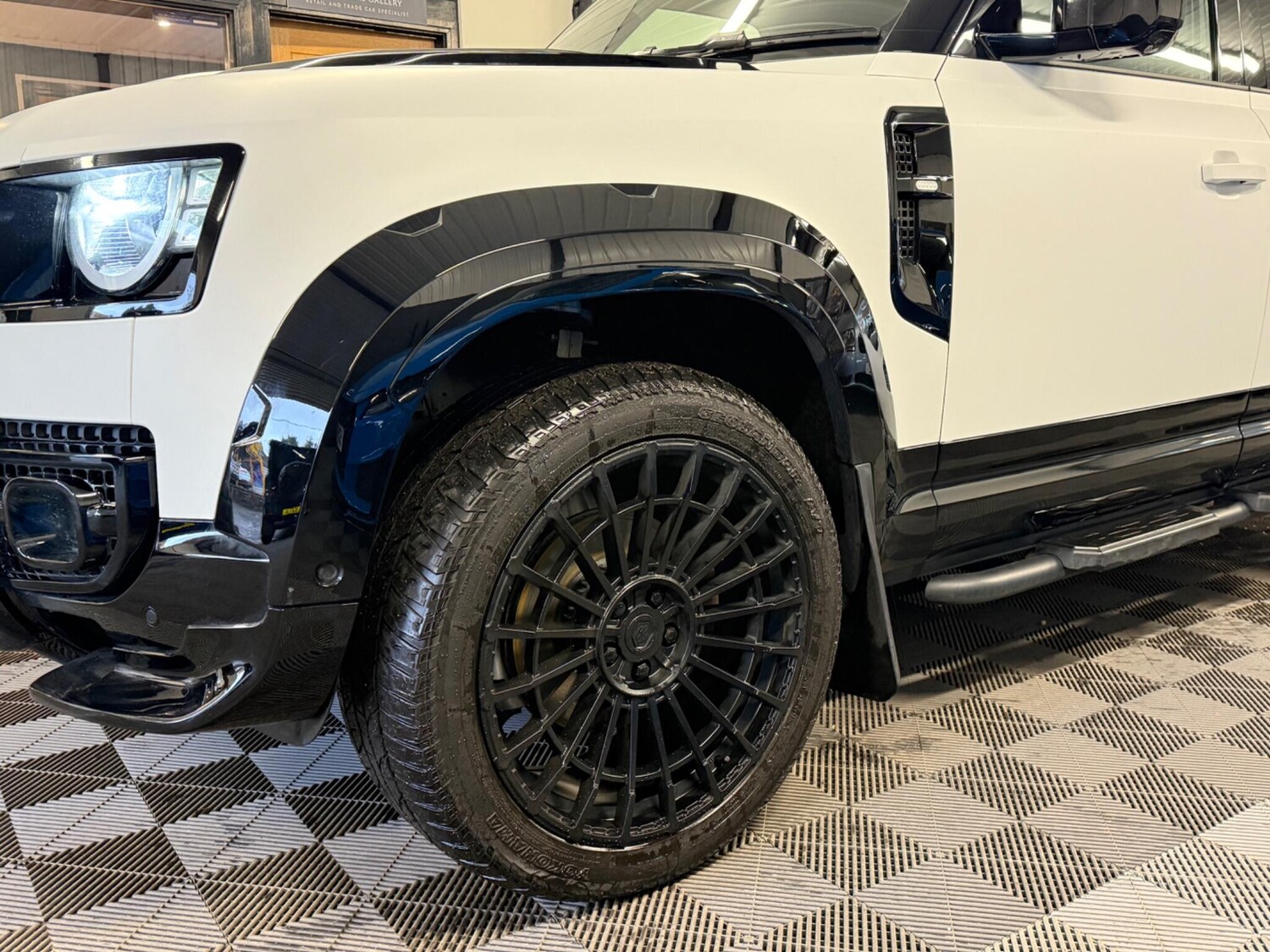 Used Land Rover Defender 110 2022 for sale - 76619938: Photo 19