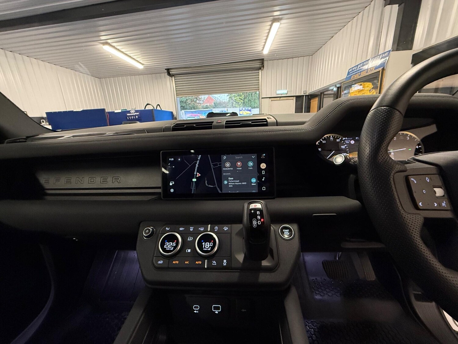 Used Land Rover Defender 110 2022 for sale - 76619938: Photo 22