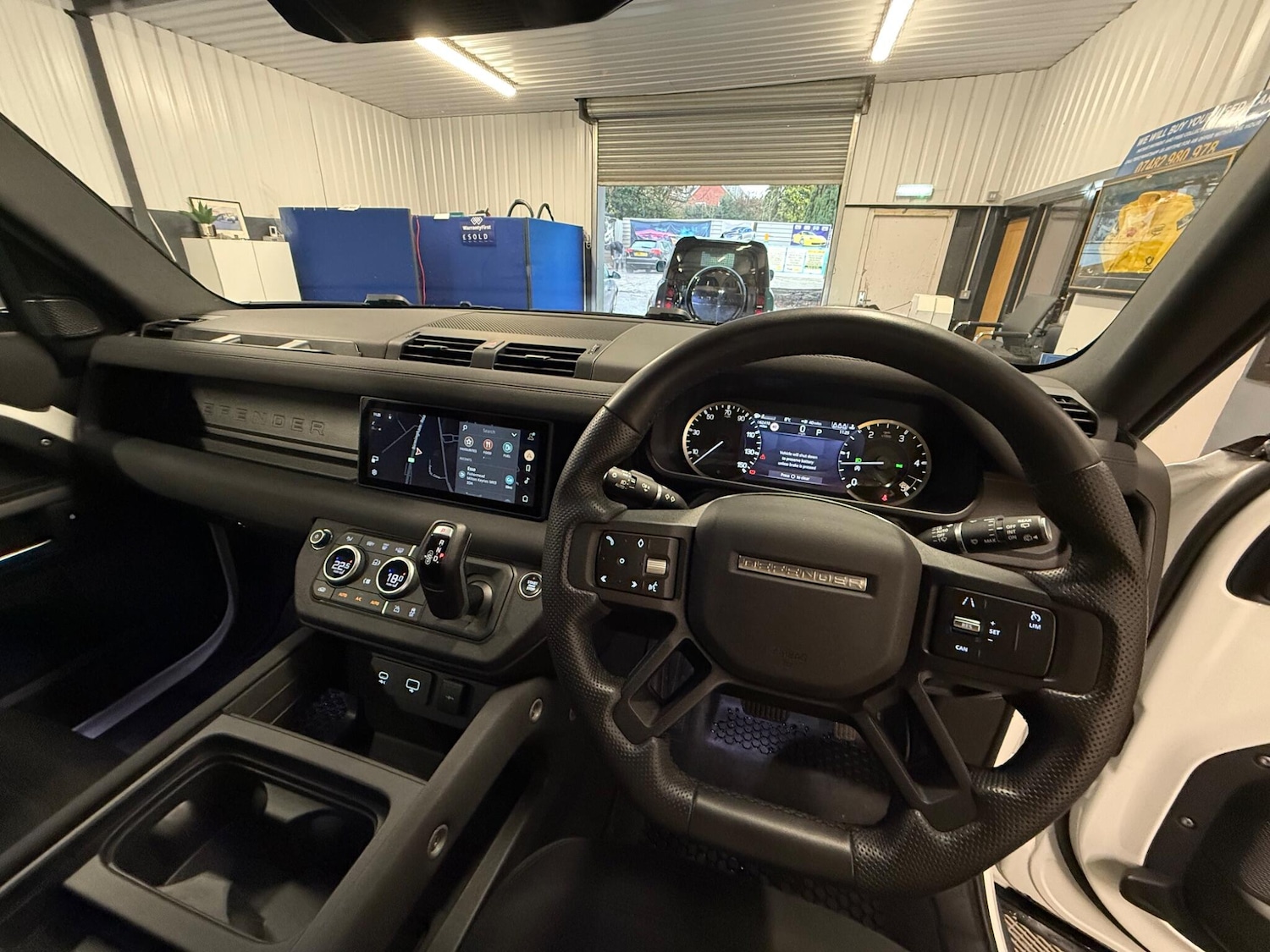 Used Land Rover Defender 110 2022 for sale - 76619938: Photo 5