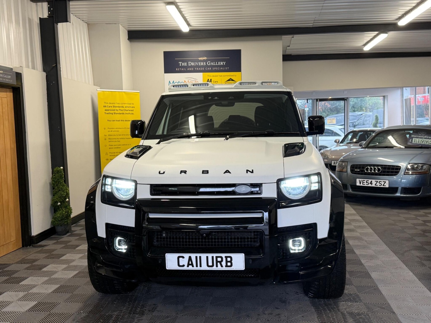 Used Land Rover Defender 110 2022 for sale - 76619938: Photo 7