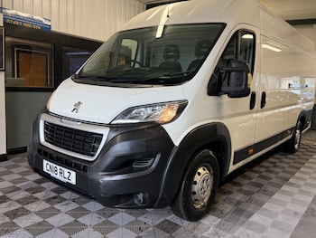 Used Peugeot Boxer 2018 for sale - 77040780: Photo