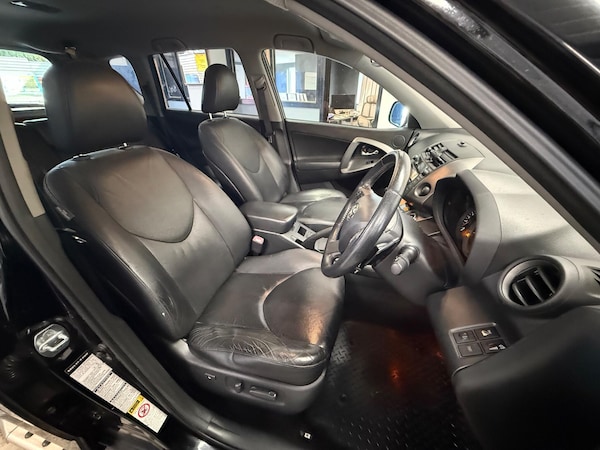 Used Toyota RAV4 2009 for sale - 75747433: Photo 12