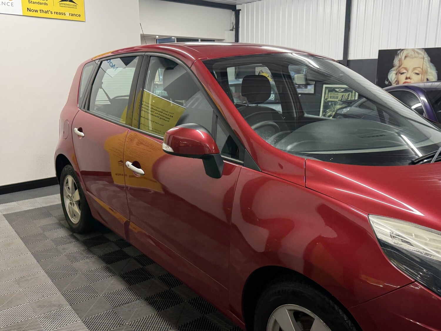 Used Renault Scenic 2010 for sale - 76742283: Photo 20