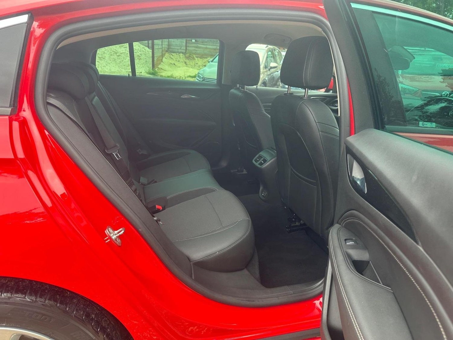 Used Vauxhall Insignia 2018 for sale - 76107366: Photo 16