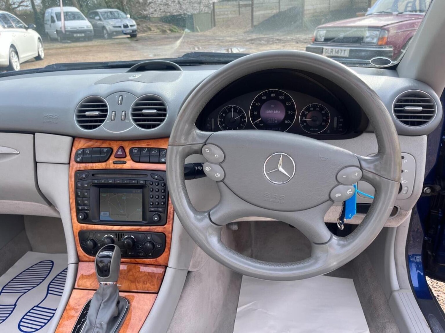 Used Mercedes-Benz CLK 2004 for sale - 76358037: Photo 19
