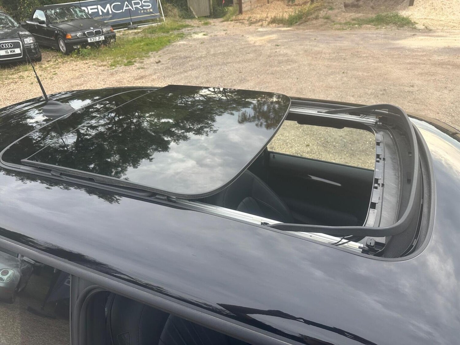 Used MINI Electric Cooper 2020 for sale - 76107363: Photo 14