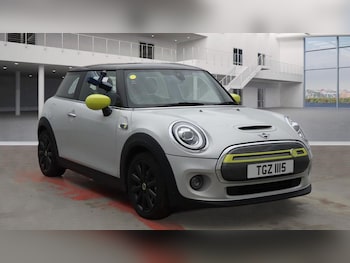 Used MINI Electric Cooper 2020 for sale - 76107363: Photo