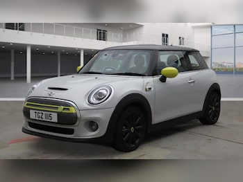 Used MINI Electric Cooper 2020 for sale - 76107363: Photo