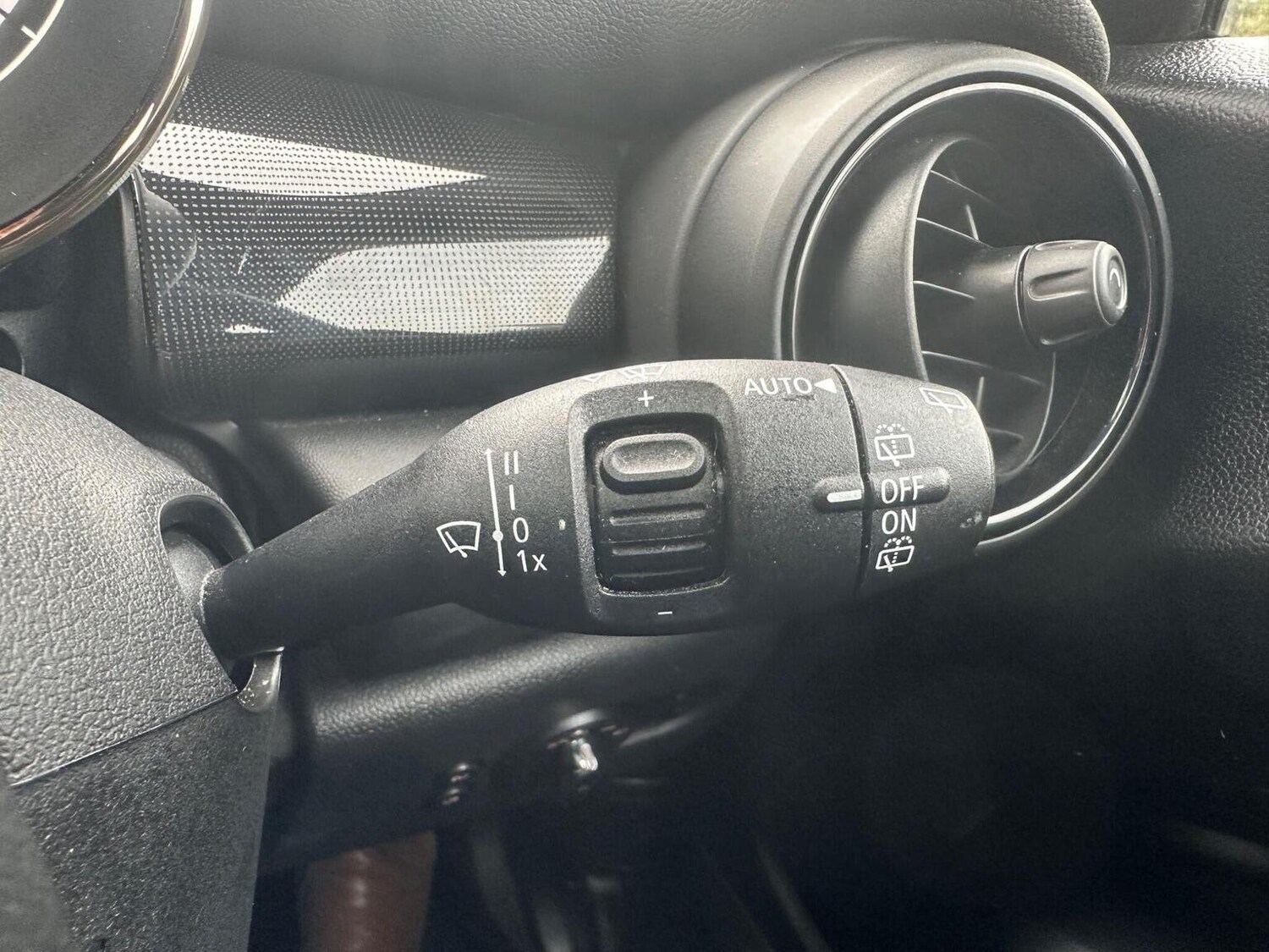 Used MINI Electric Cooper 2020 for sale - 76107363: Photo 38