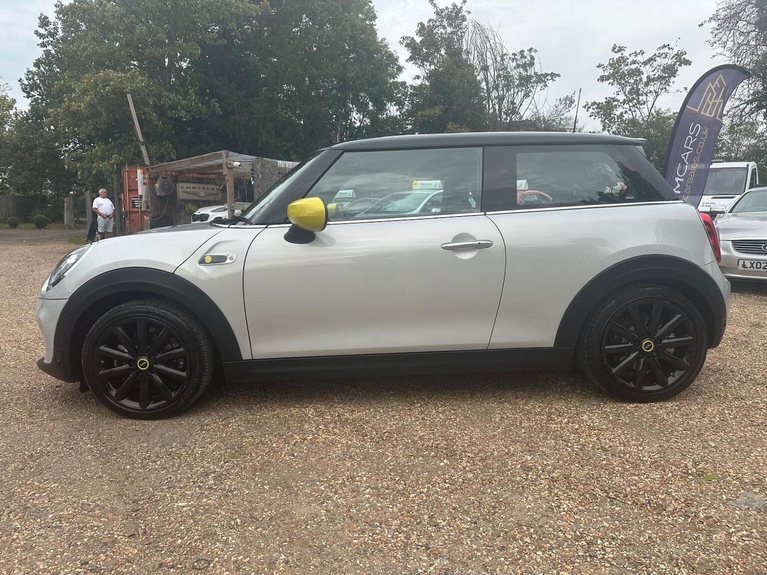 Used MINI Electric Cooper 2020 for sale - 76107363: Photo 5