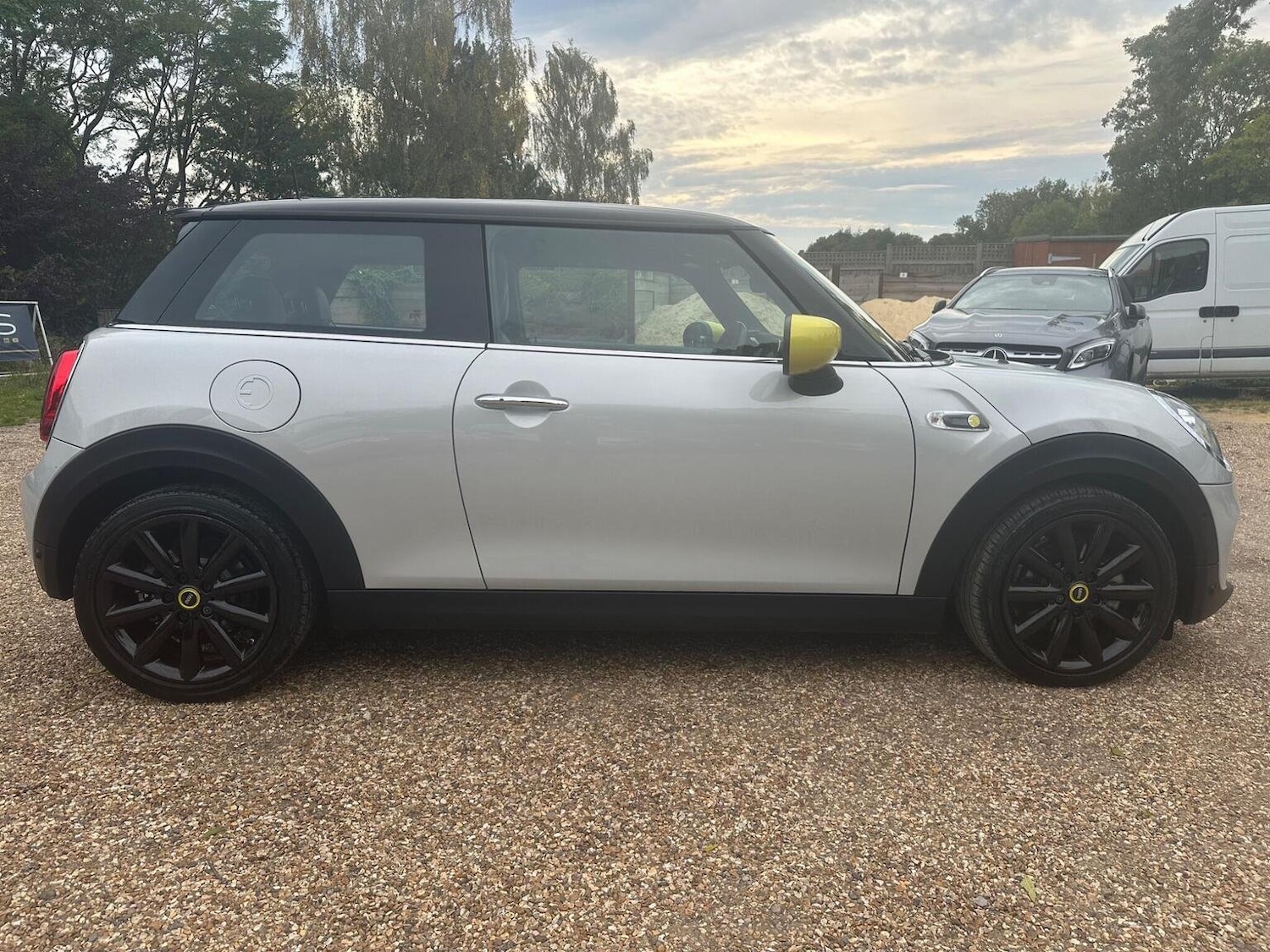 Used MINI Electric Cooper 2020 for sale - 76107363: Photo 7