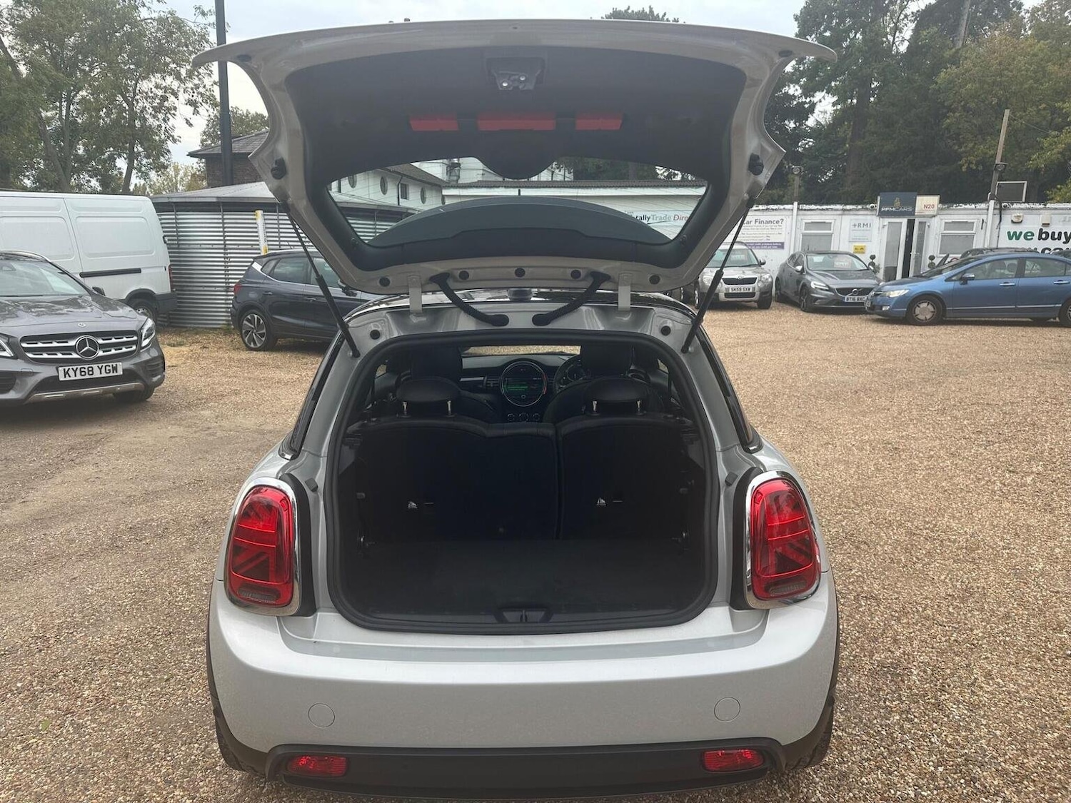 Used MINI Electric Cooper 2020 for sale - 76107363: Photo 9