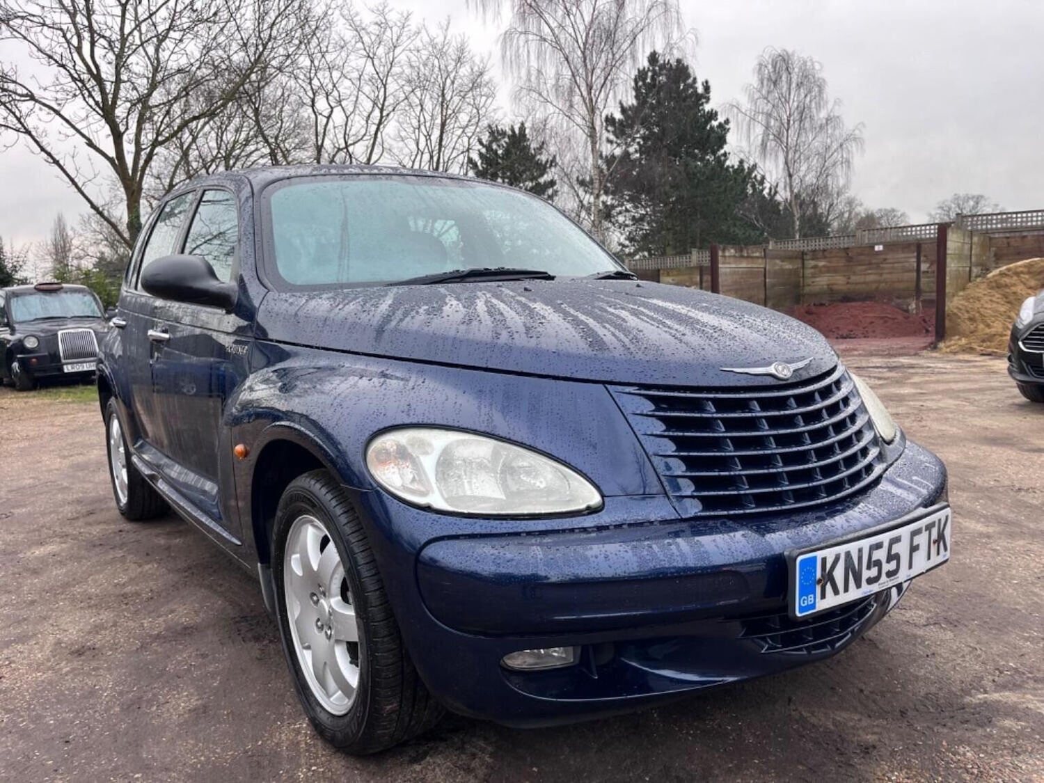 Used Chrysler PT Cruiser 2005 for sale - 76358130: Photo 1