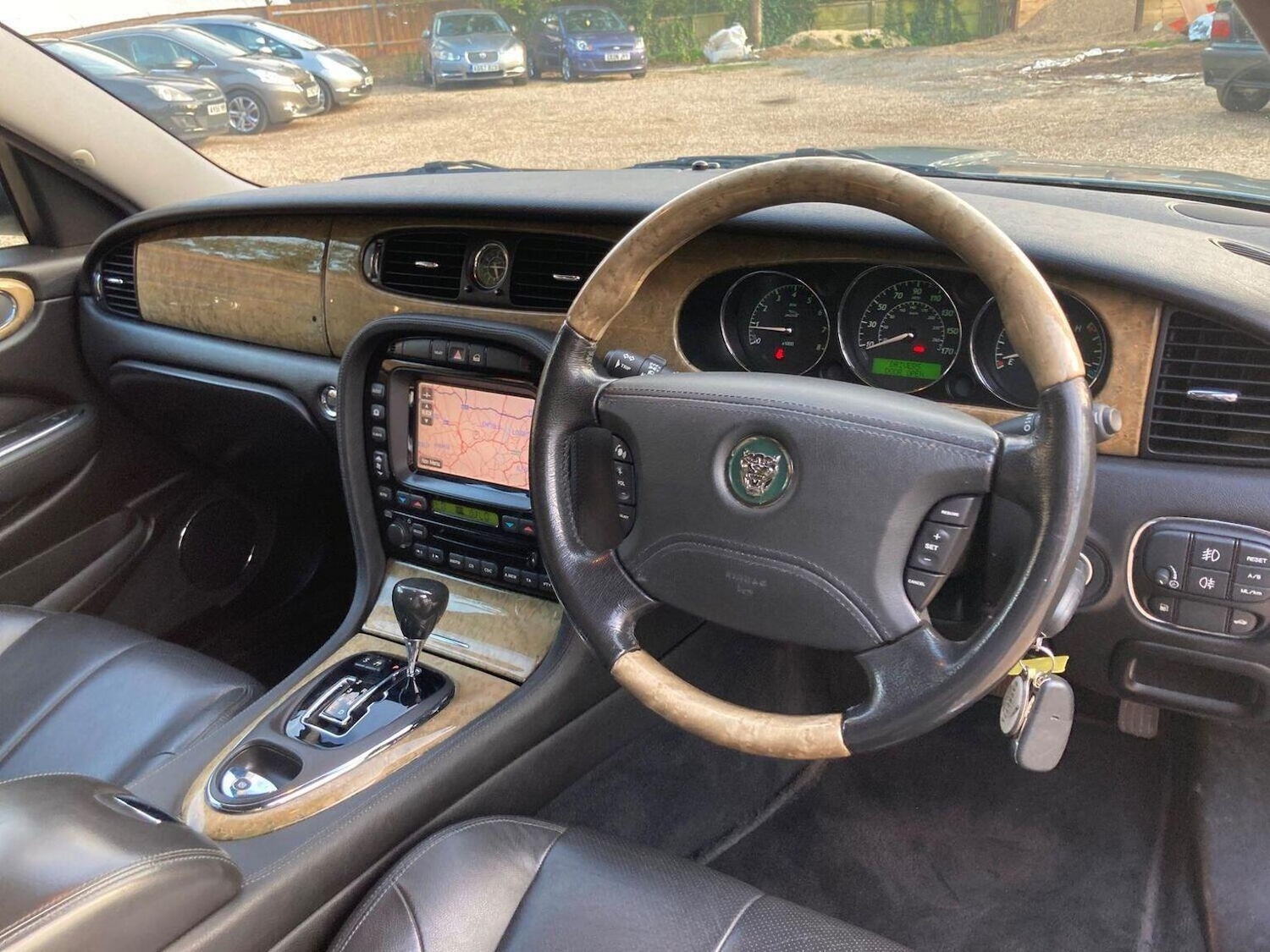 Used Jaguar XJ 2003 for sale - 76358105: Photo 10