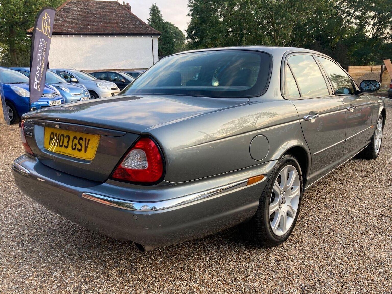 Used Jaguar XJ 2003 for sale - 76358105: Photo 8