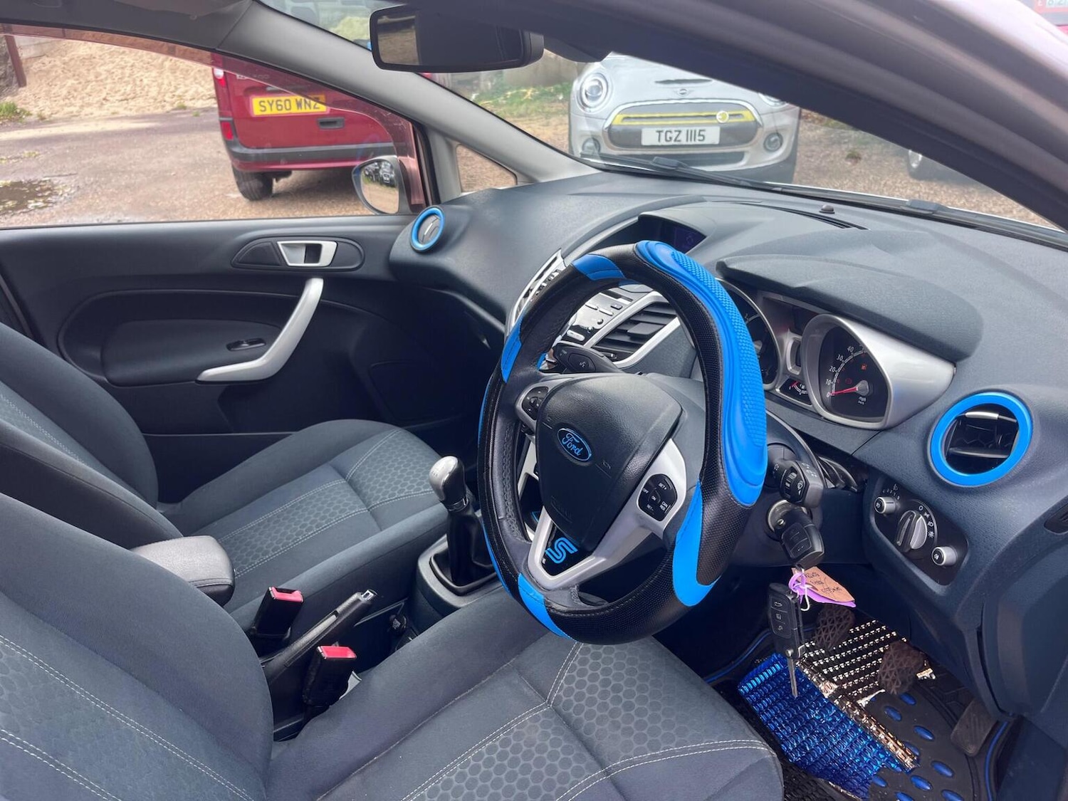 Used Ford Fiesta 2011 for sale - 76455344: Photo 11