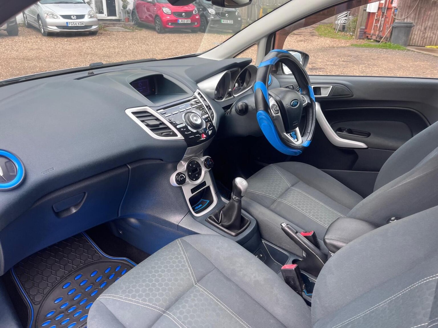 Used Ford Fiesta 2011 for sale - 76455344: Photo 12