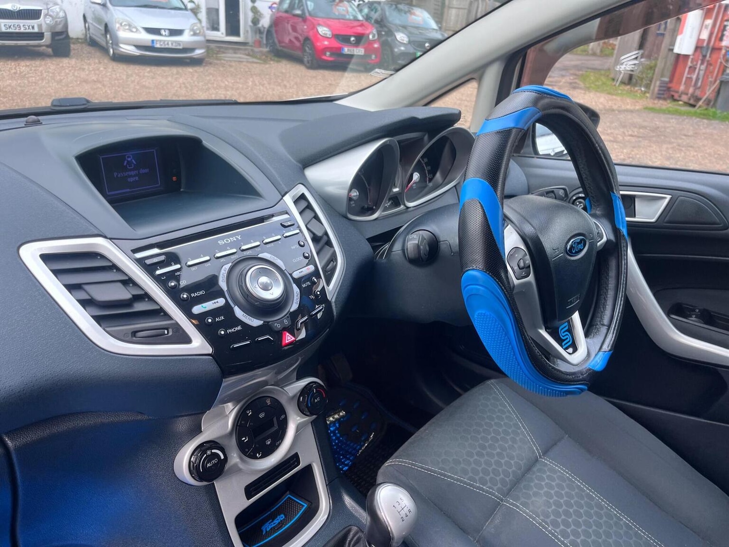 Used Ford Fiesta 2011 for sale - 76455344: Photo 13