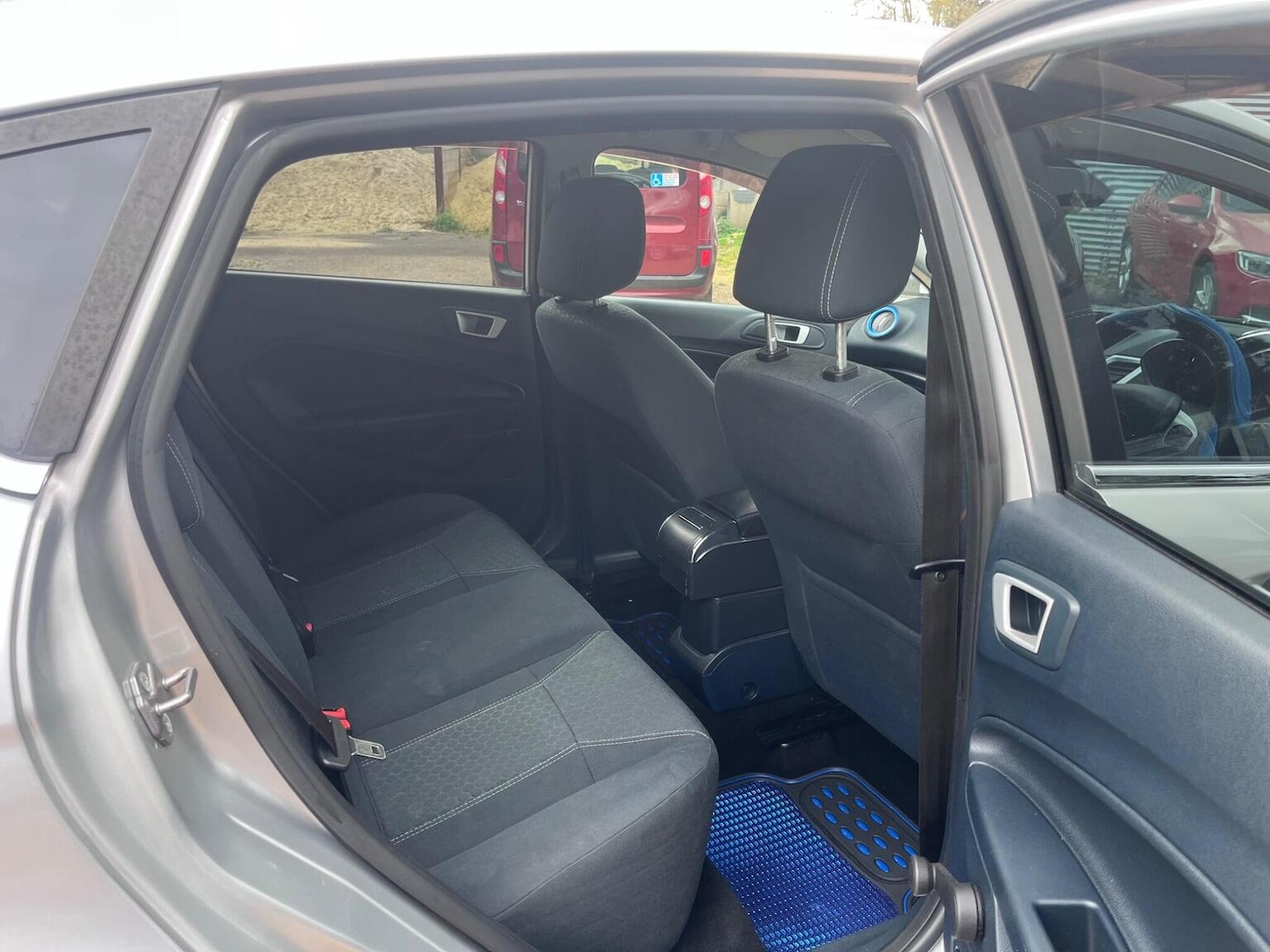 Used Ford Fiesta 2011 for sale - 76455344: Photo 15