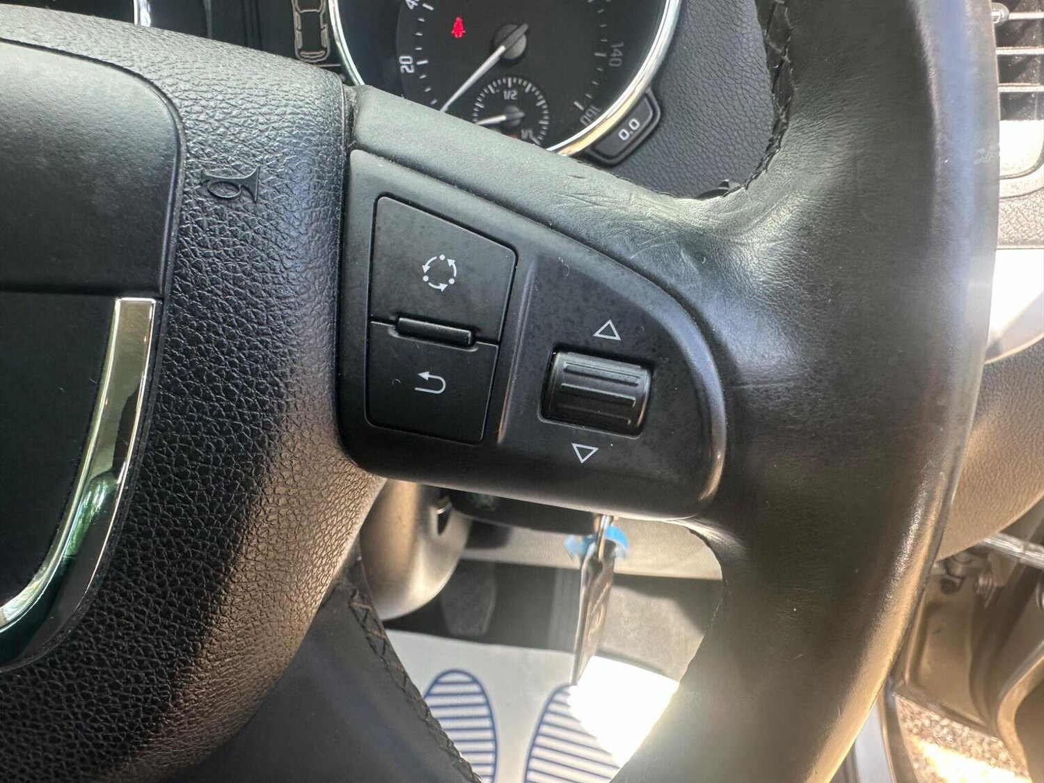 Used Skoda Yeti 2009 for sale - 76107342: Photo 32