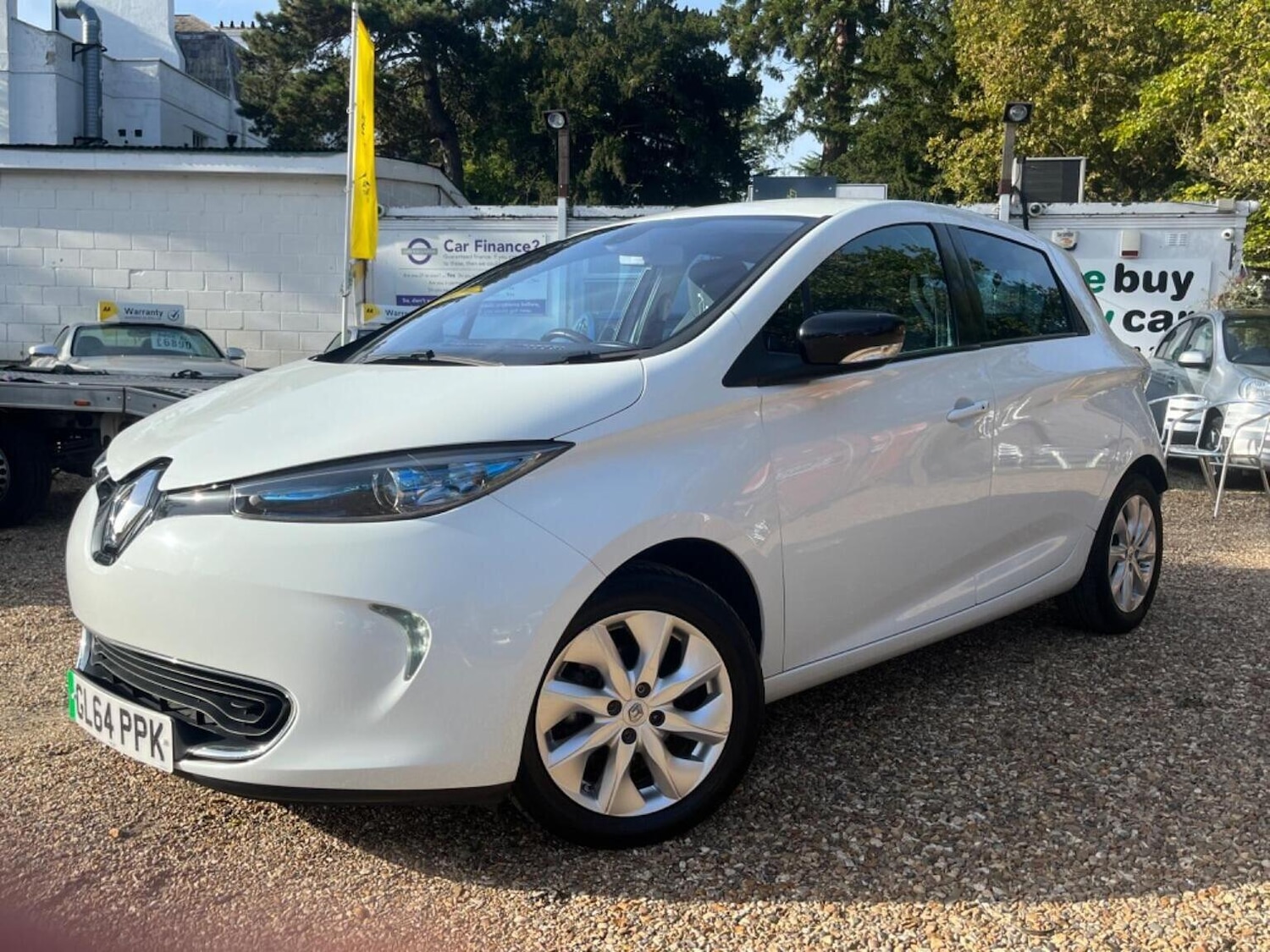 Used Renault Zoe 2014 for sale - 76358043: Photo 2