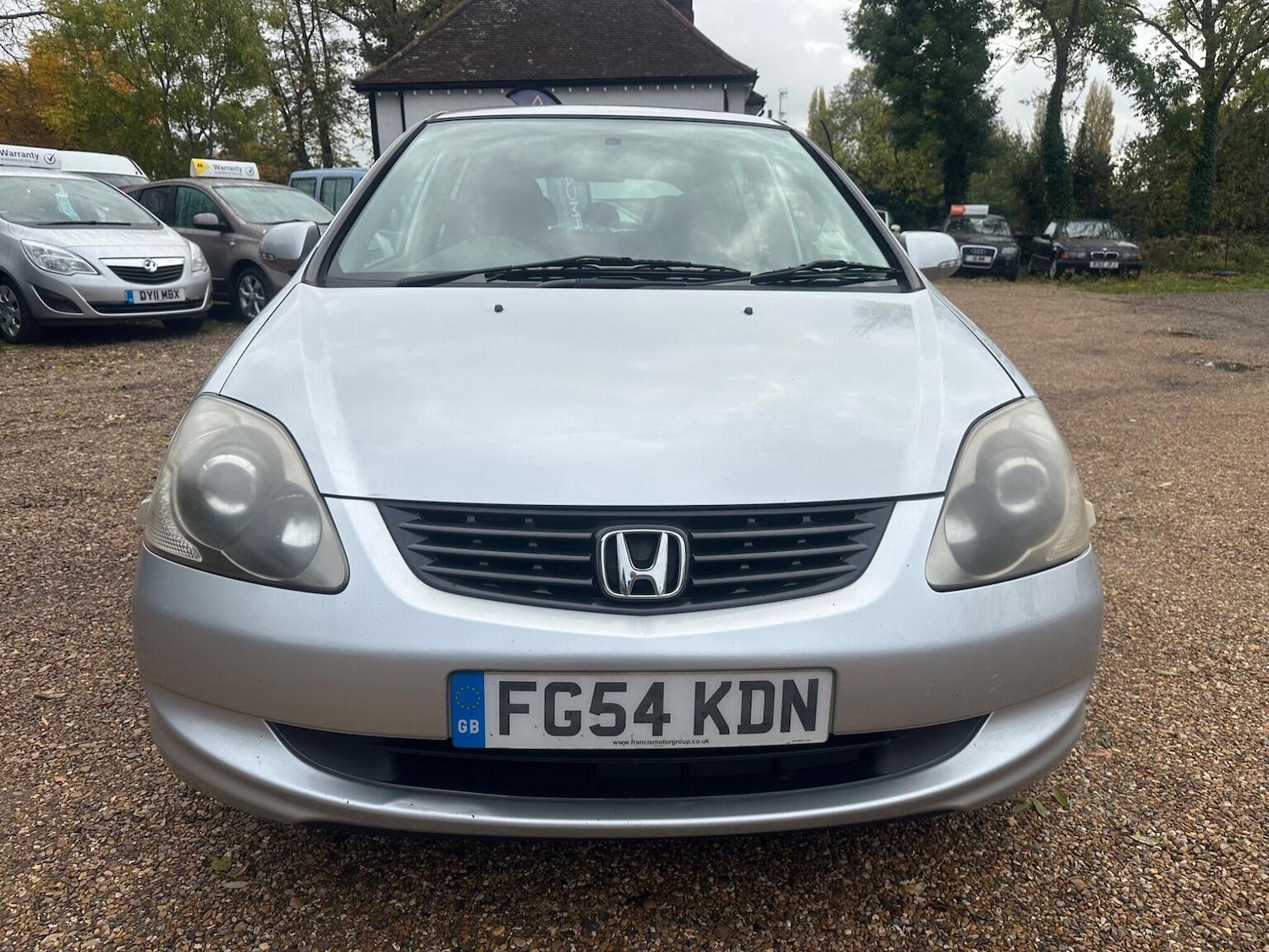 Used Honda Civic 2004 for sale - 76347124: Photo 2