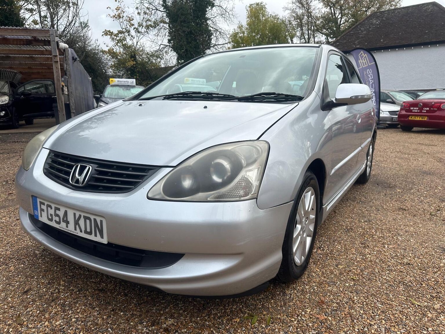 Used Honda Civic 2004 for sale - 76347124: Photo 3