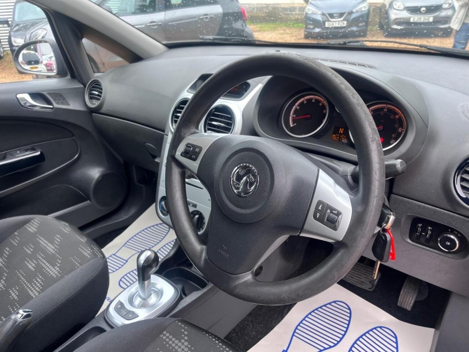 Used Vauxhall Corsa 2013 for sale - 76358052: Photo 10