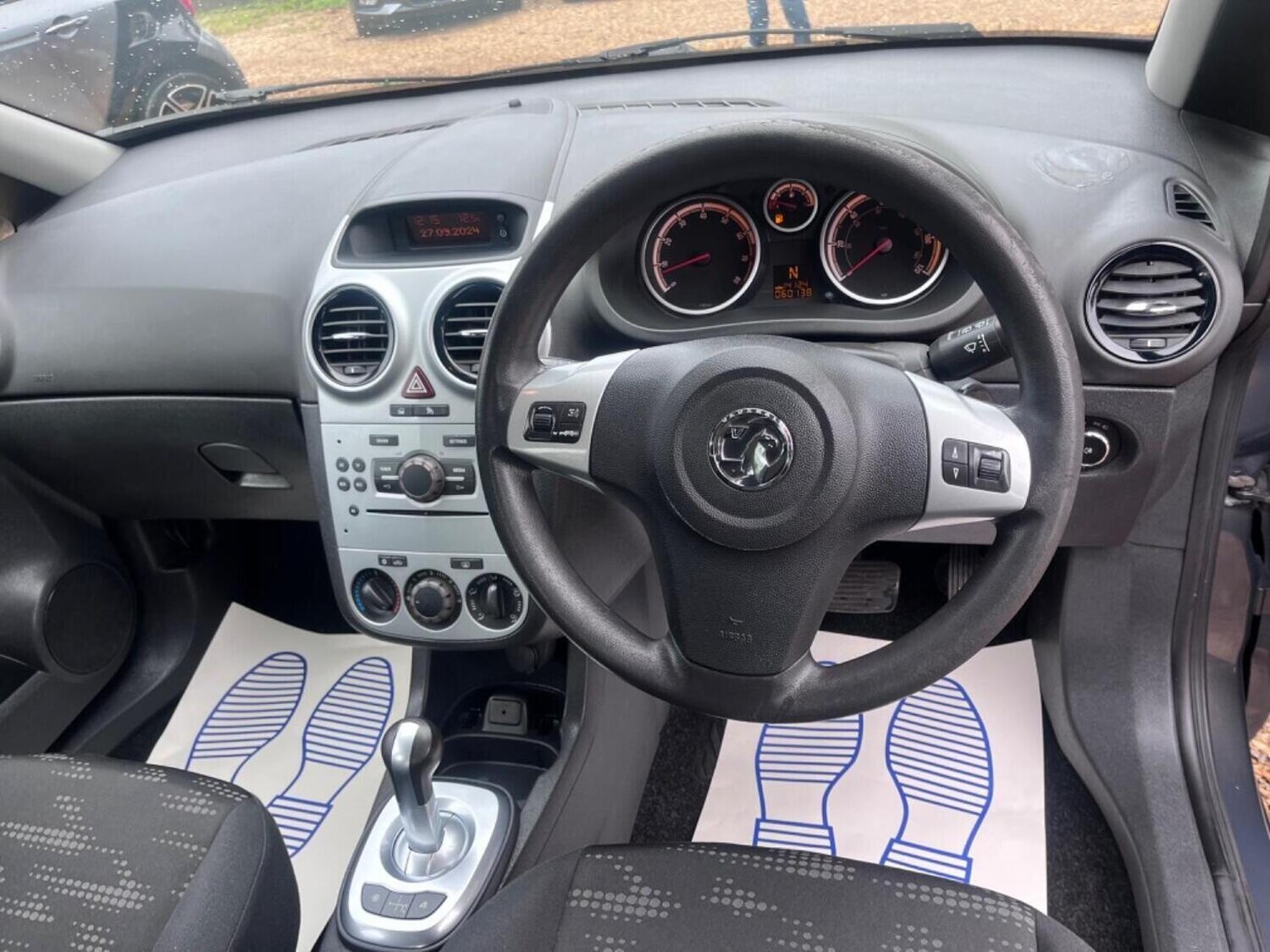 Used Vauxhall Corsa 2013 for sale - 76358052: Photo 12