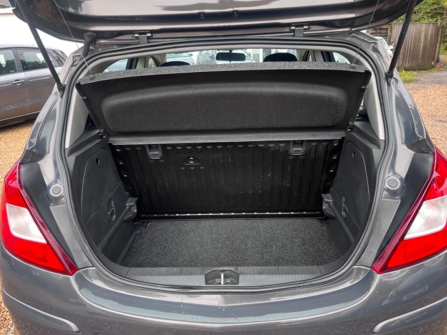 Used Vauxhall Corsa 2013 for sale - 76358052: Photo 19