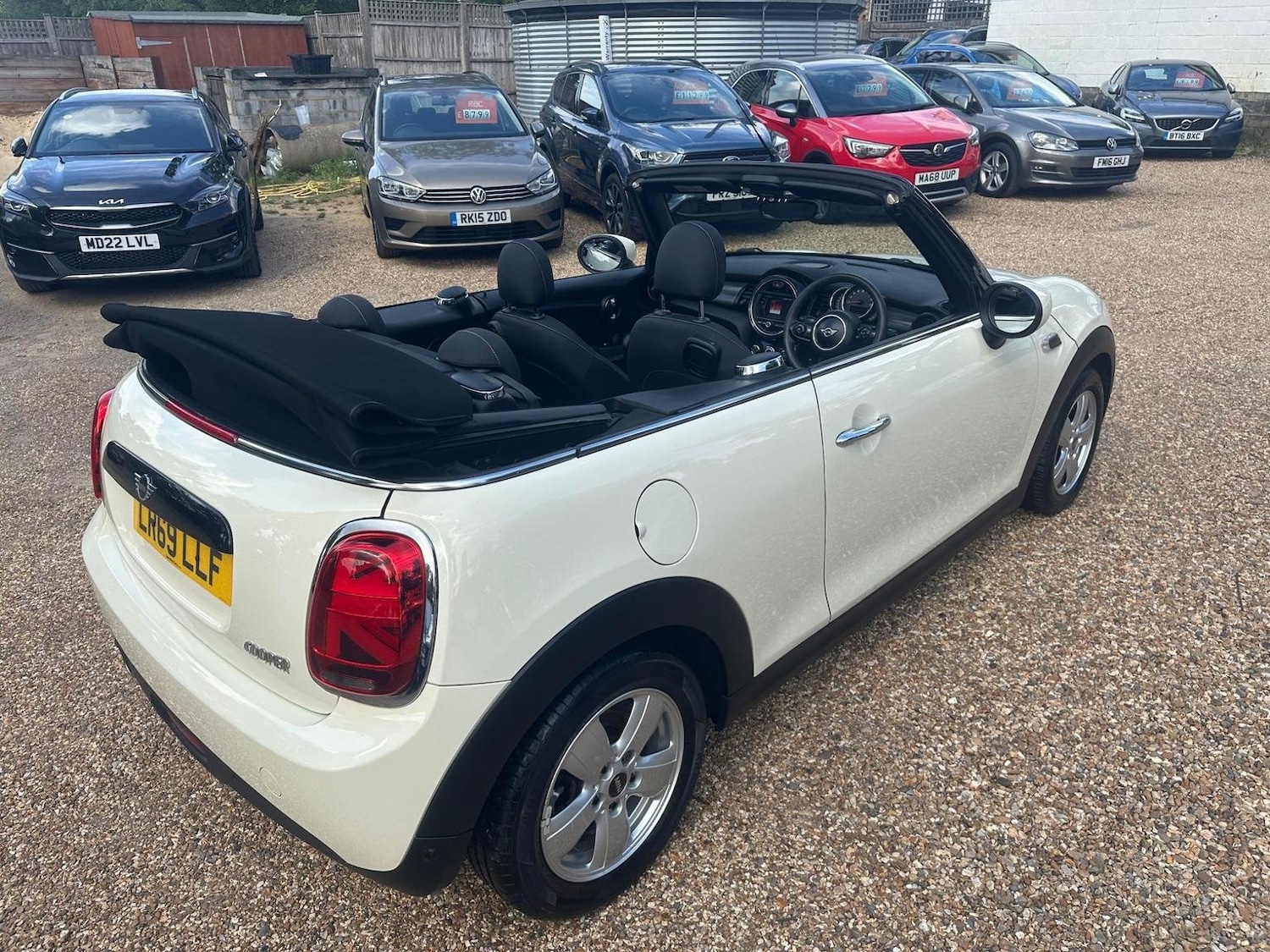 Used MINI Convertible 2019 for sale - 76107373: Photo 10