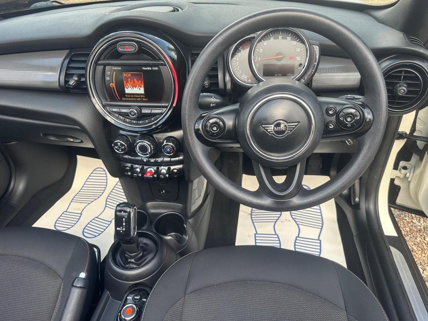 Used MINI Convertible 2019 for sale - 76107373: Photo 19