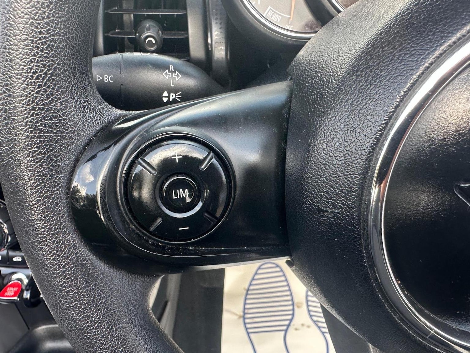 Used MINI Convertible 2019 for sale - 76107373: Photo 22