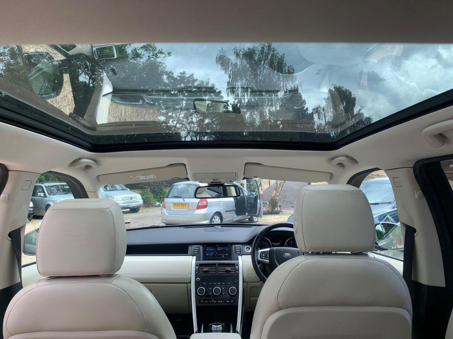 Used Land Rover Discovery Sport 2016 for sale - 76358161: Photo 14