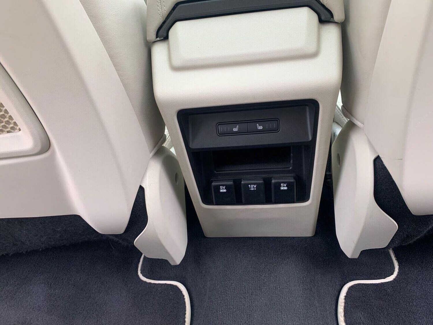 Used Land Rover Discovery Sport 2016 for sale - 76358161: Photo 16