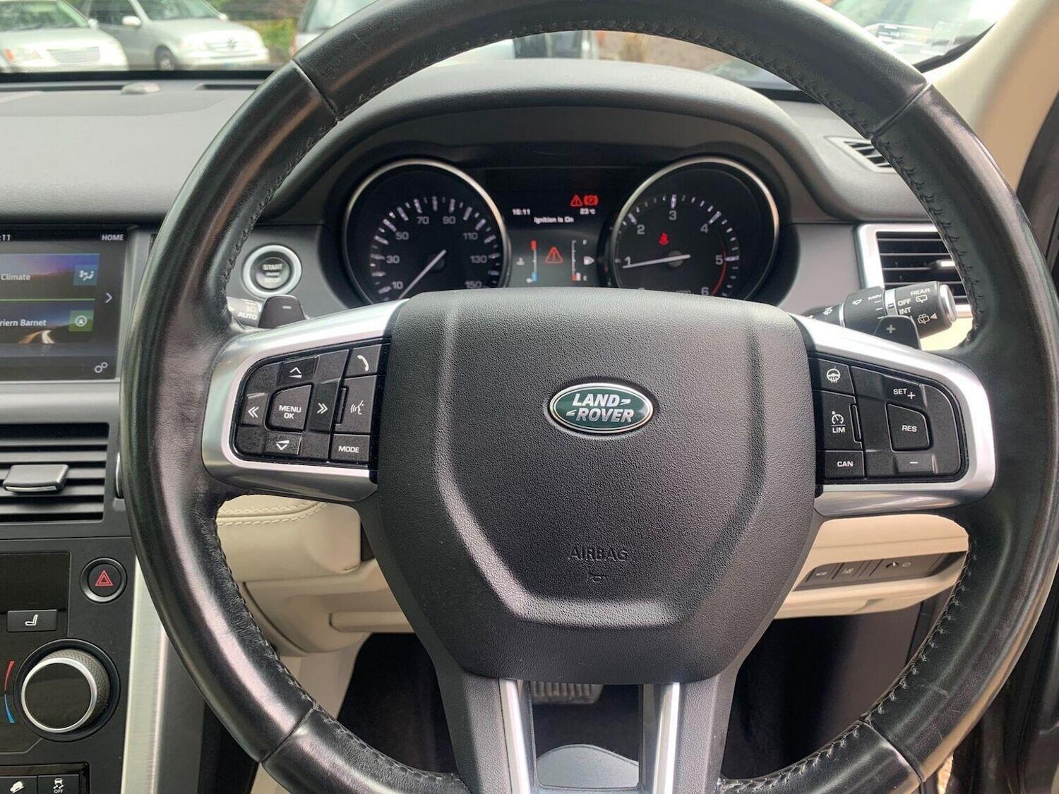 Used Land Rover Discovery Sport 2016 for sale - 76358161: Photo 22