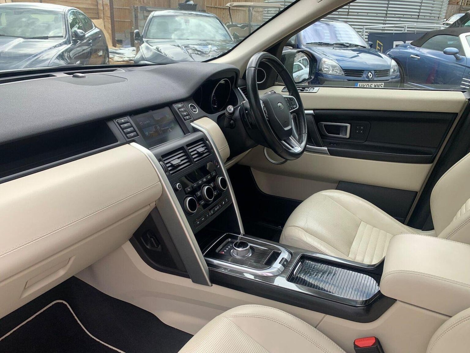 Used Land Rover Discovery Sport 2016 for sale - 76358161: Photo 8