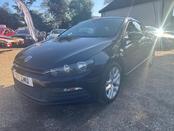 Used Volkswagen Scirocco 2011 for sale - 76107334: Photo